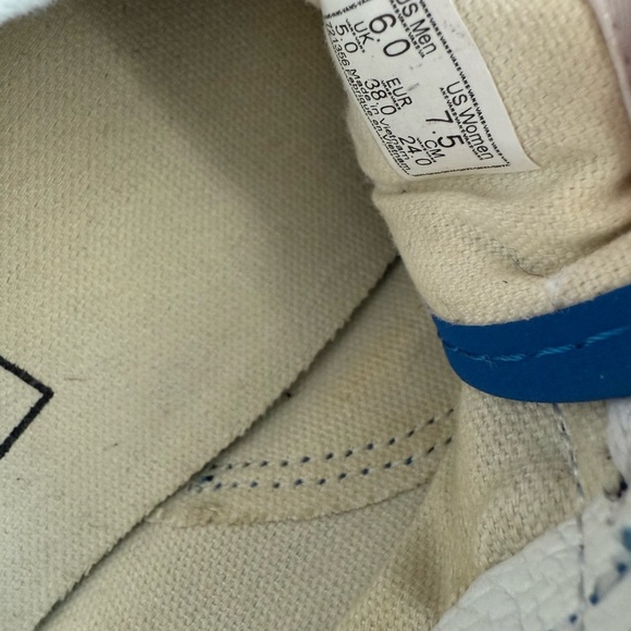 Vans Blue and White Sneakers Classic Skate Style - Picture 8 of 8